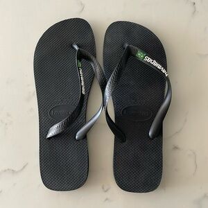 havaianas sandals / EUC / men’s 45-46 / black